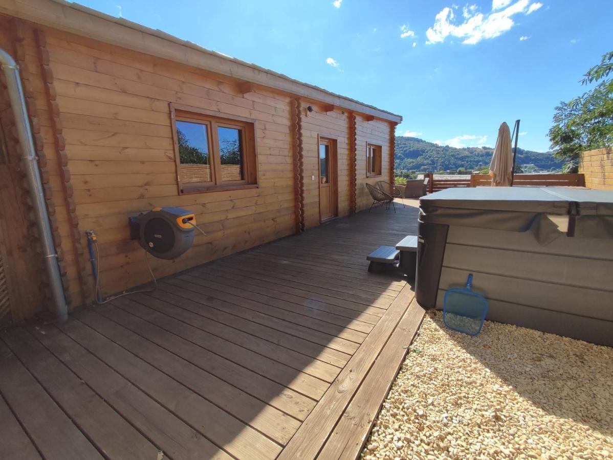 Le Chalet Jacuzzi Et Detente 4 Etoiles บาญเญอ-เดอ-บีกอร์ ภายนอก รูปภาพ